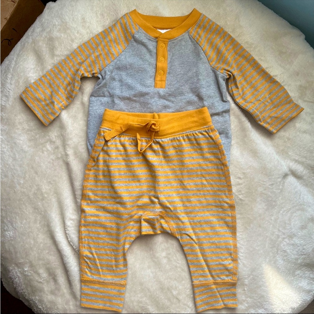 Hanna Andersson Wiggle Pants and Shirt Set